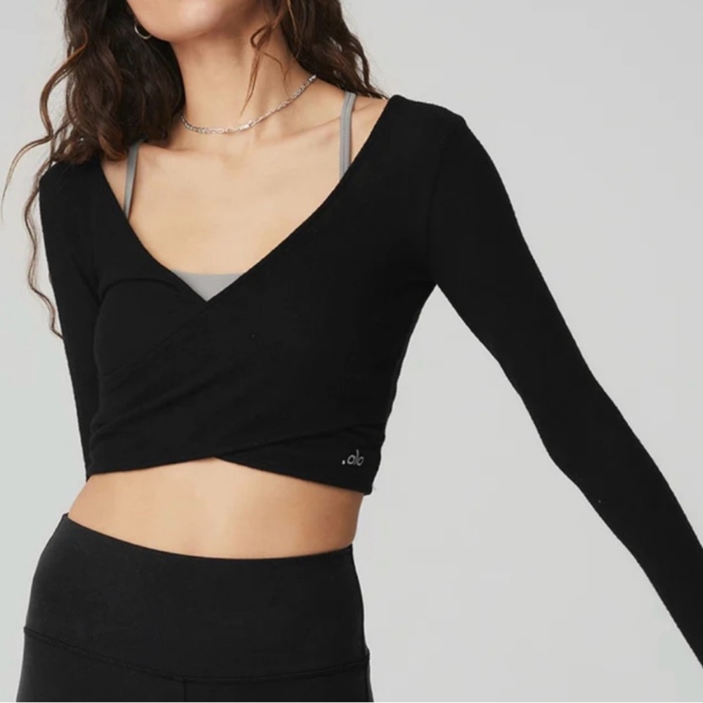 ALO Amelia Wrap Long Sleeve Cropped Top, Black, Size XS